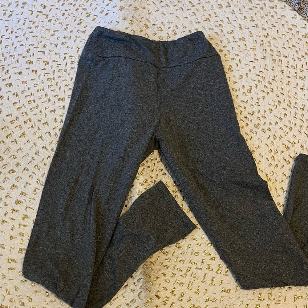 LuLaRoe- Light Heather Gray Leggings
